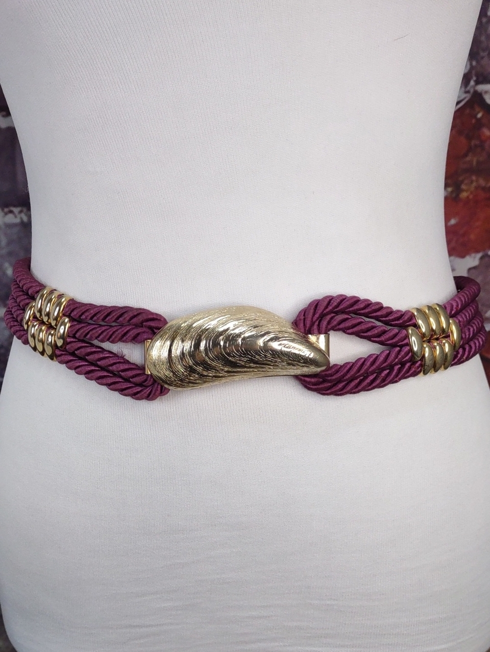 Plum Twist Rope Belt w/Golden Shell Buckle